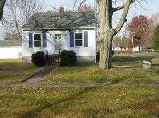 309 Maple St, Augusta, IL 62311