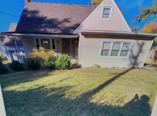 12 4th St, Hillburn, NY 10931