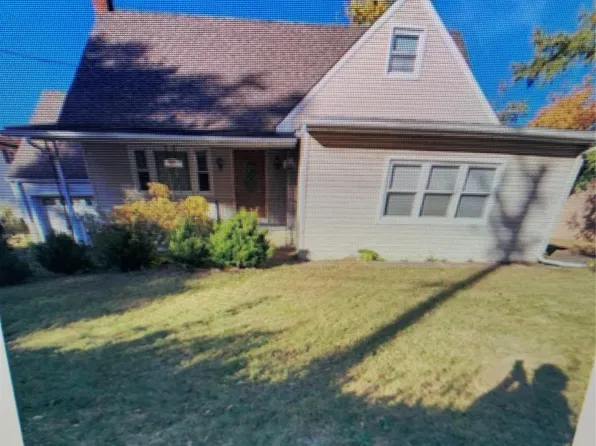 12 Fourth Street, Hillburn, NY 10931