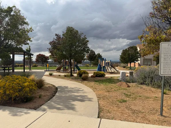 48 El Camino Loop NW, Rio Rancho, NM 87144