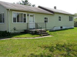 1 Hartford Ct, Groton, CT 06340