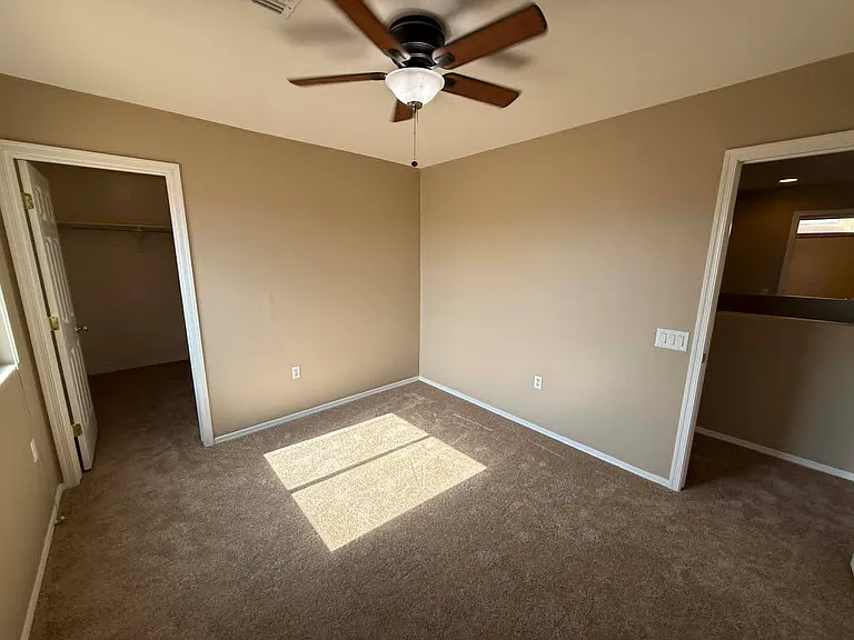 885 W Calle Muro Fuerte — Photo 27