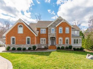 3201 Fox Hurst Dr, Midlothian, VA 23113