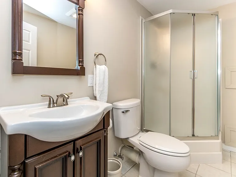 85 Oak St #1 — Photo 24