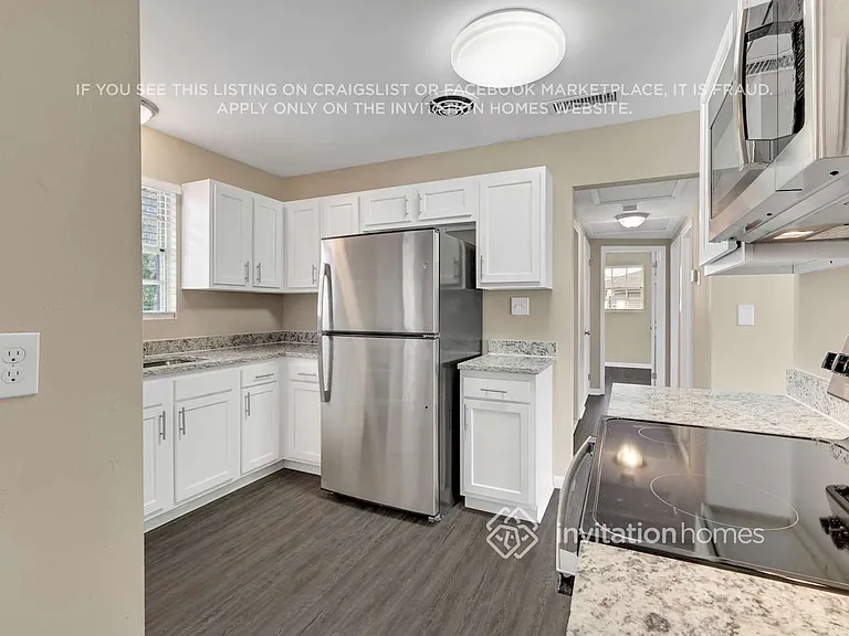1650 Cezanne Dr W — Photo 9