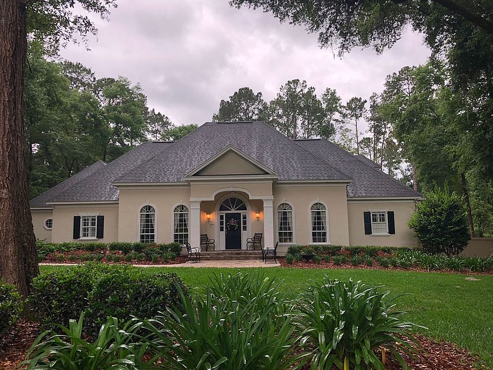 2nd image of 8815 SW 42nd Pl