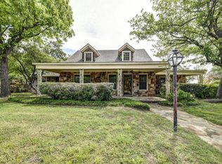 505 S Cowan St, Decatur, TX 76234