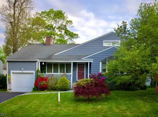 25 Nomahegan Ct, Cranford, NJ 07016
