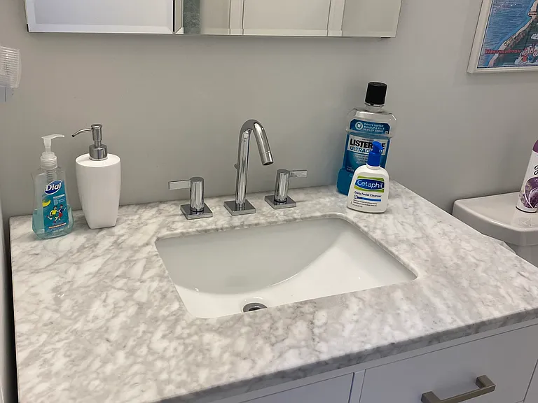 50 Hubbard Ln #10 — Photo 24