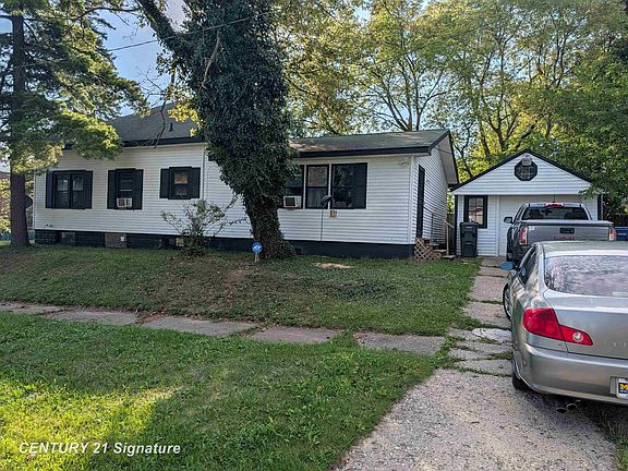 5th image of 2300 Bagley St