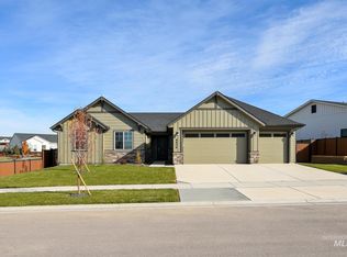 9606 W Greytown Ct, Star, ID 83669