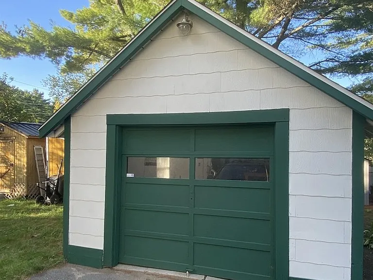22 Abbott St — Photo 18