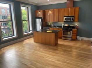 207 W Saint Paul Ave APT 3E, Chicago, IL 60614