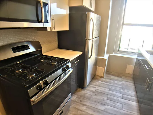 Rented by Uptown Flats LLC | media 1