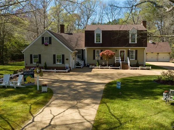 4052 Cedar Bush Rd, Hayes, VA 23072