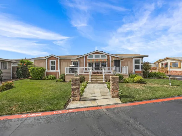 16222 Monterey Ln Space 103, Huntington Beach, CA 92649