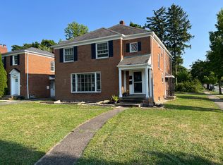 17600 Chagrin Blvd, Shaker Heights, OH 44120