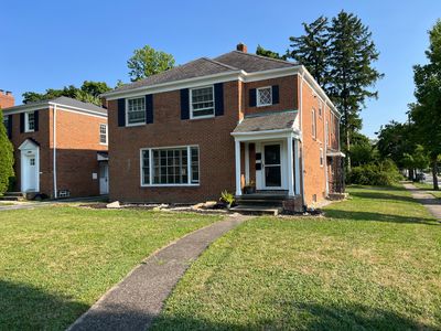 17600 Chagrin Blvd, Shaker Heights, OH, 44120