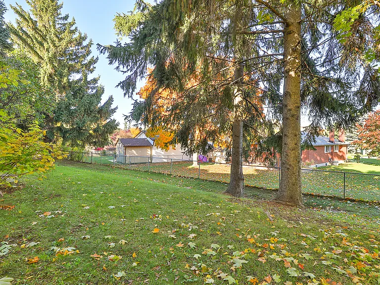 207 Scarborough Golf Club Rd — Photo 23