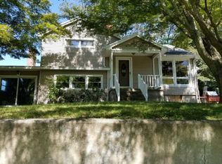 163 Rope Ferry Rd, Waterford, CT 06385
