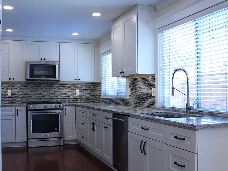 9100 Castlebar Way — Photo 4
