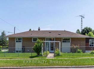 33 Lakeland Cres, Toronto, ON M1G2L4