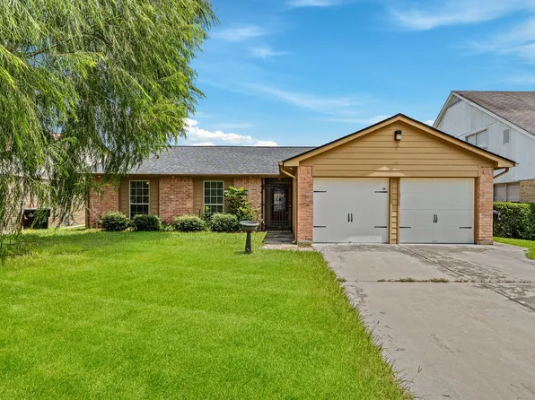 11414 Chelsea Walk Dr, Houston, TX 77066