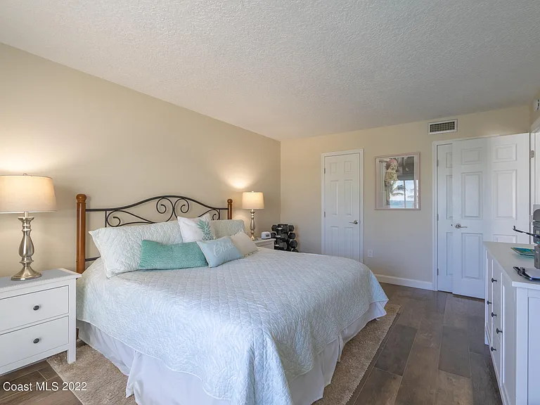 4800 Ocean Beach Blvd #215 — Photo 19