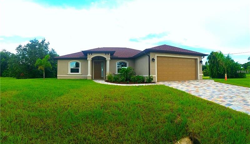 1st image of 135 Ciboa Ave