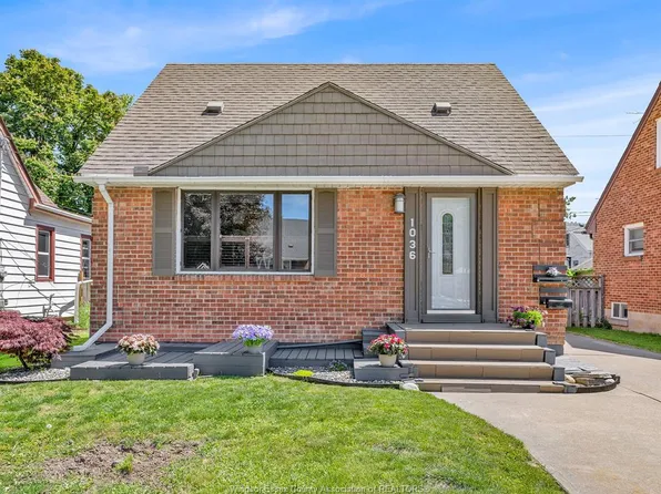 1036 Villaire Ave, Windsor, ON N8S 2J8