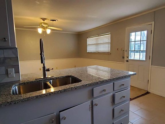 4th image of 7528 Maple Dr #2