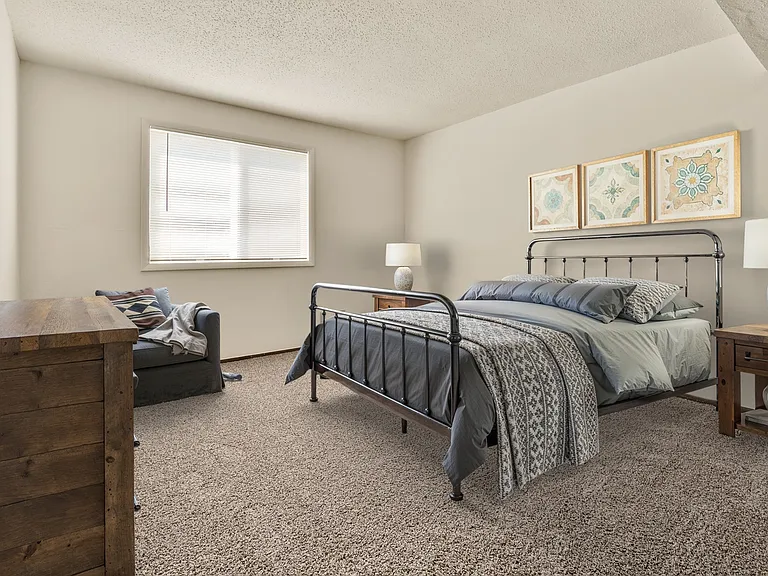 2 Bedroom
