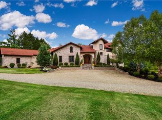 1587 Mattingly Rd, Hinckley, OH 44233