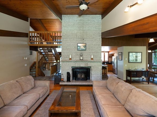 1023 N Woodstock Rd, Southbridge, MA 01550