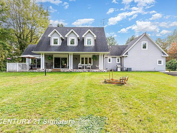5th image of 2265 E Brooks Rd