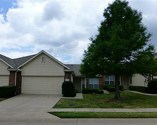 1st image of 252 Bexar Dr