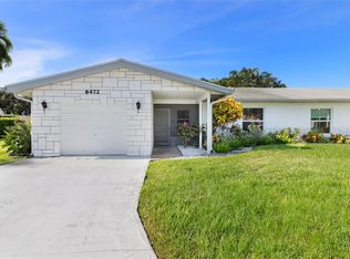 6472 Overland Dr, Delray Beach, FL 33484