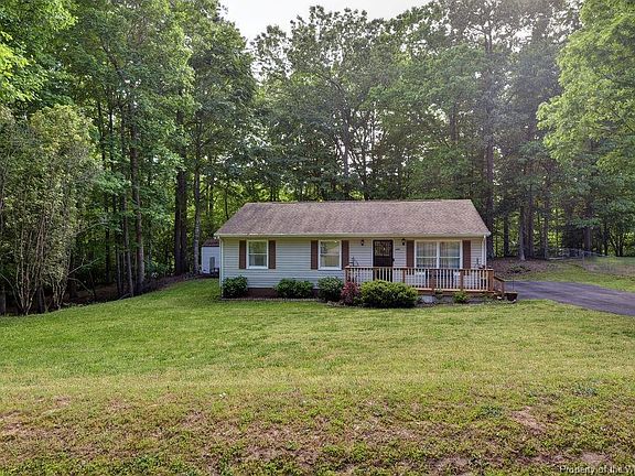 3rd image of 6248 Adams Hunt Dr