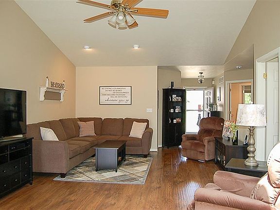 5th image of 3053 Arborwood Blvd #29