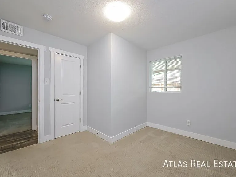 1280 Wheeling St — Photo 13