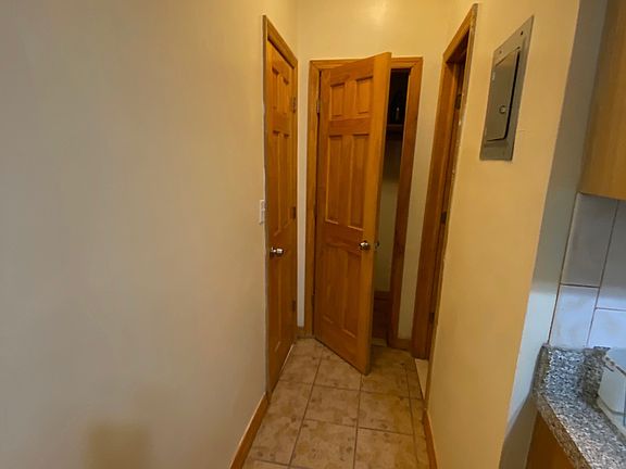 4th image of 2383 Belmont Ave APT 2
