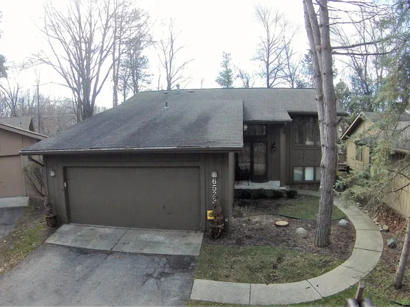 6523 Blue Spruce Ct #1, West Bloomfield, MI 48324