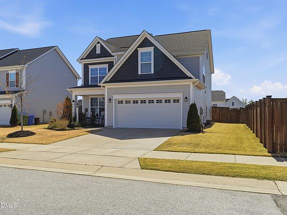 2nd image of 1127 Clearwood Ln