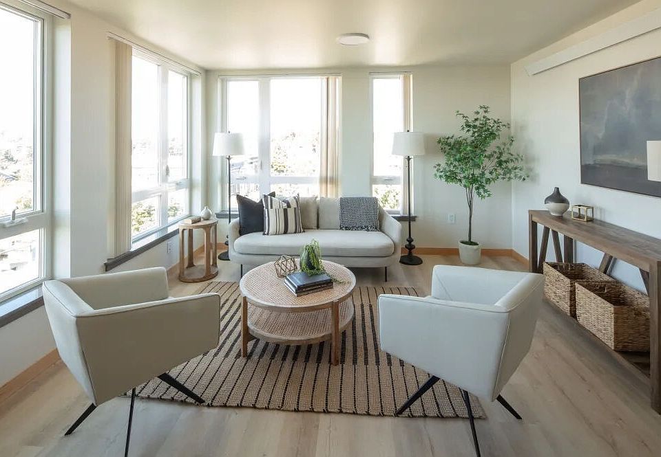 2nd image of 1801 E Yesler Way #11220838