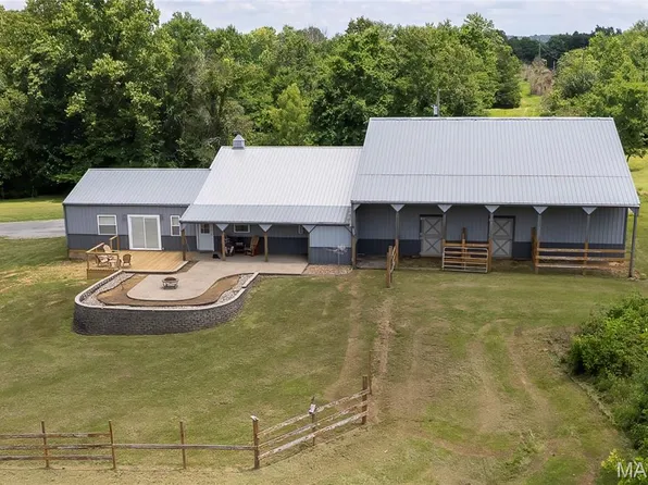 211 Henry Hicks Rd, Herod, IL 62947