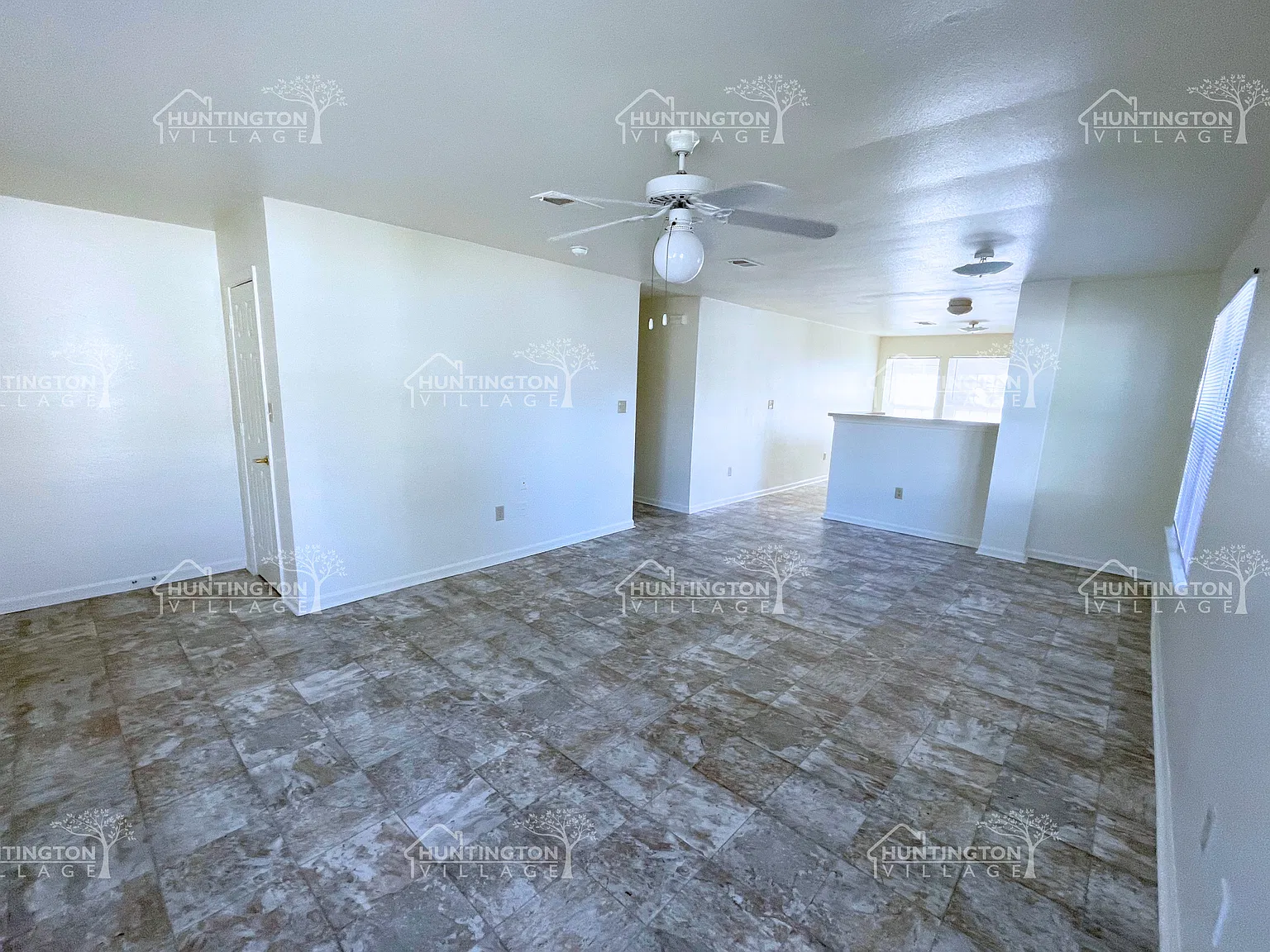 3 bed, 1386 sqft, $1,349 — Photo 3