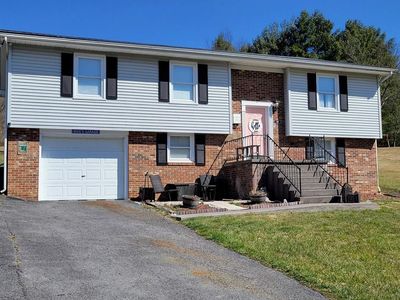 146 Linwood Dr, Richlands, VA, 24641