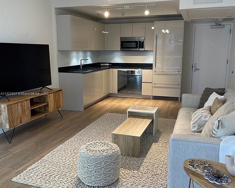 1st image of 1010 Brickell Ave Unit 4007