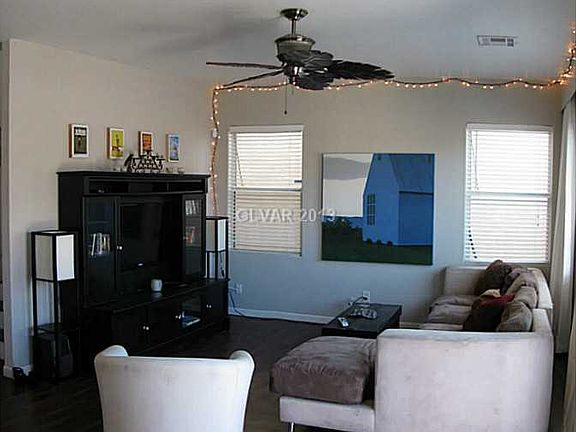 2nd image of 7479 Bouquet Canyon St