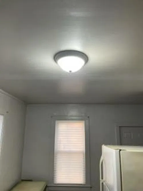 2 bed, 500 sqft, $1,425 — Photo 4